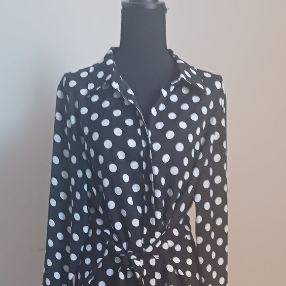 Excellent Condition Talie Black and White Long Sleeve Polka Dot Blouse With Tie - Picture 1 of 4
